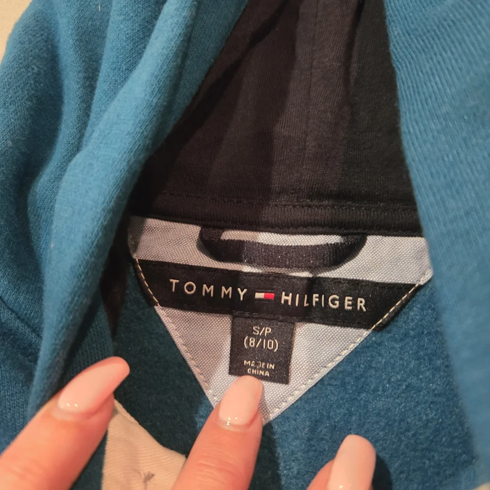 KIDS Tommy Hilfiger Hoodie - Picture 4 of 4